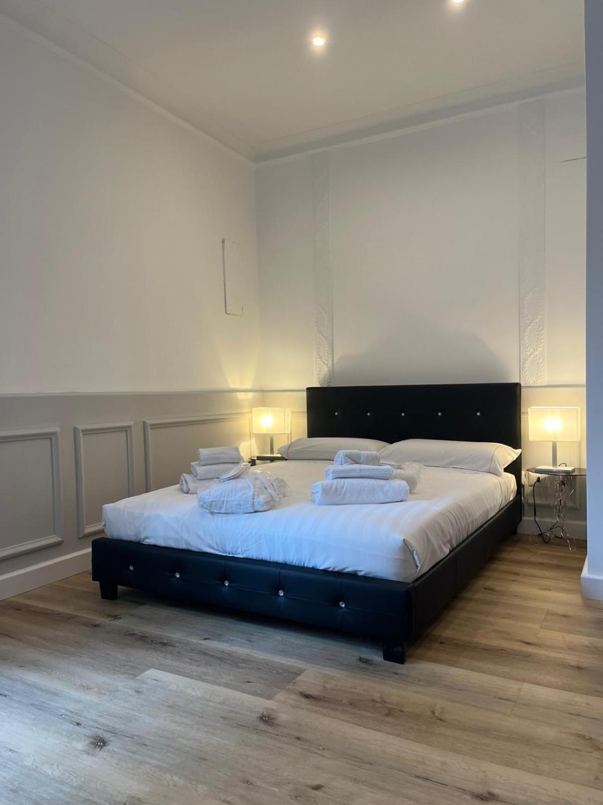 Crispi 30 Stylish Apartment Рим Екстериор снимка