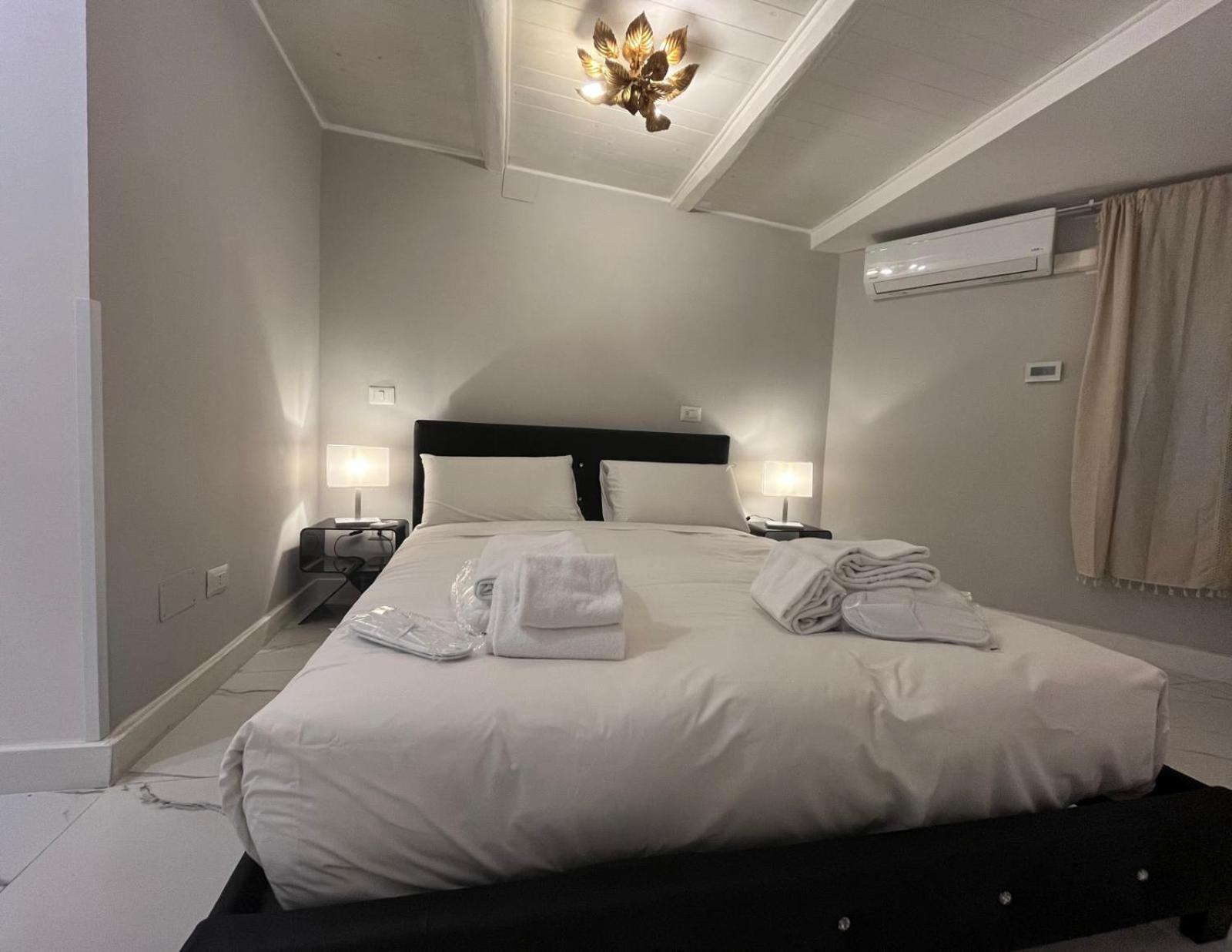 Crispi 30 Stylish Apartment Рим Екстериор снимка