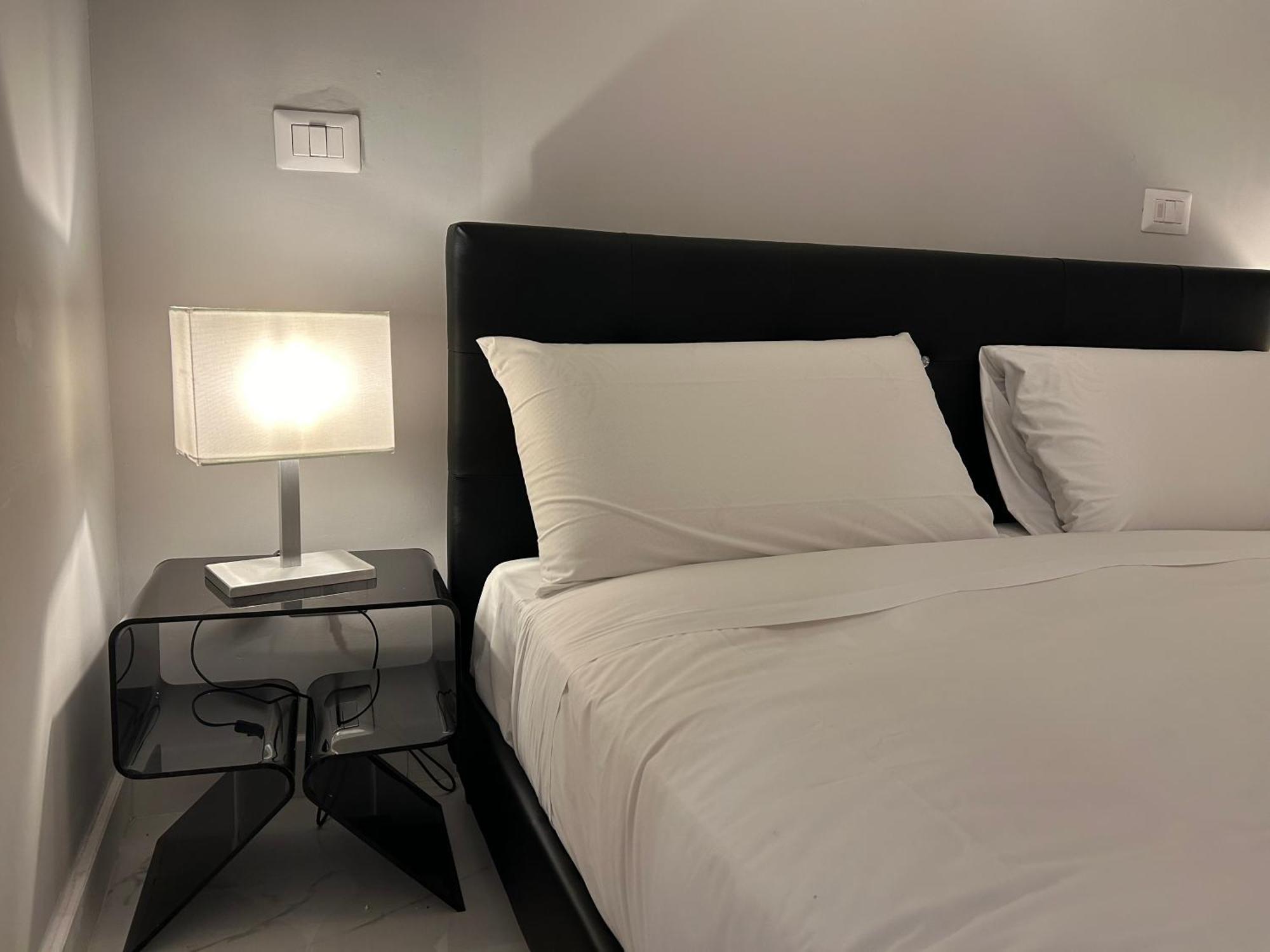 Crispi 30 Stylish Apartment Рим Екстериор снимка