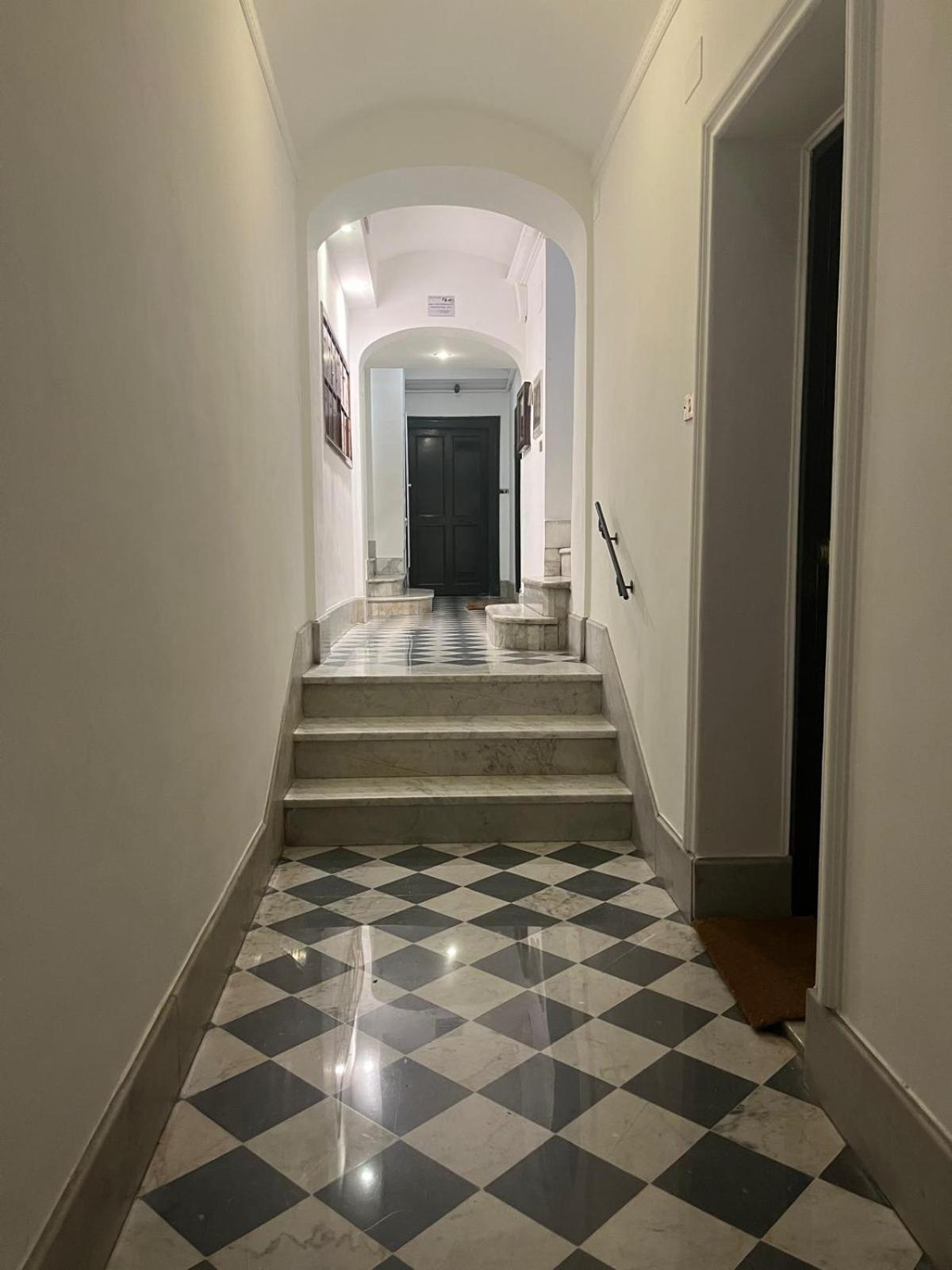 Crispi 30 Stylish Apartment Рим Екстериор снимка